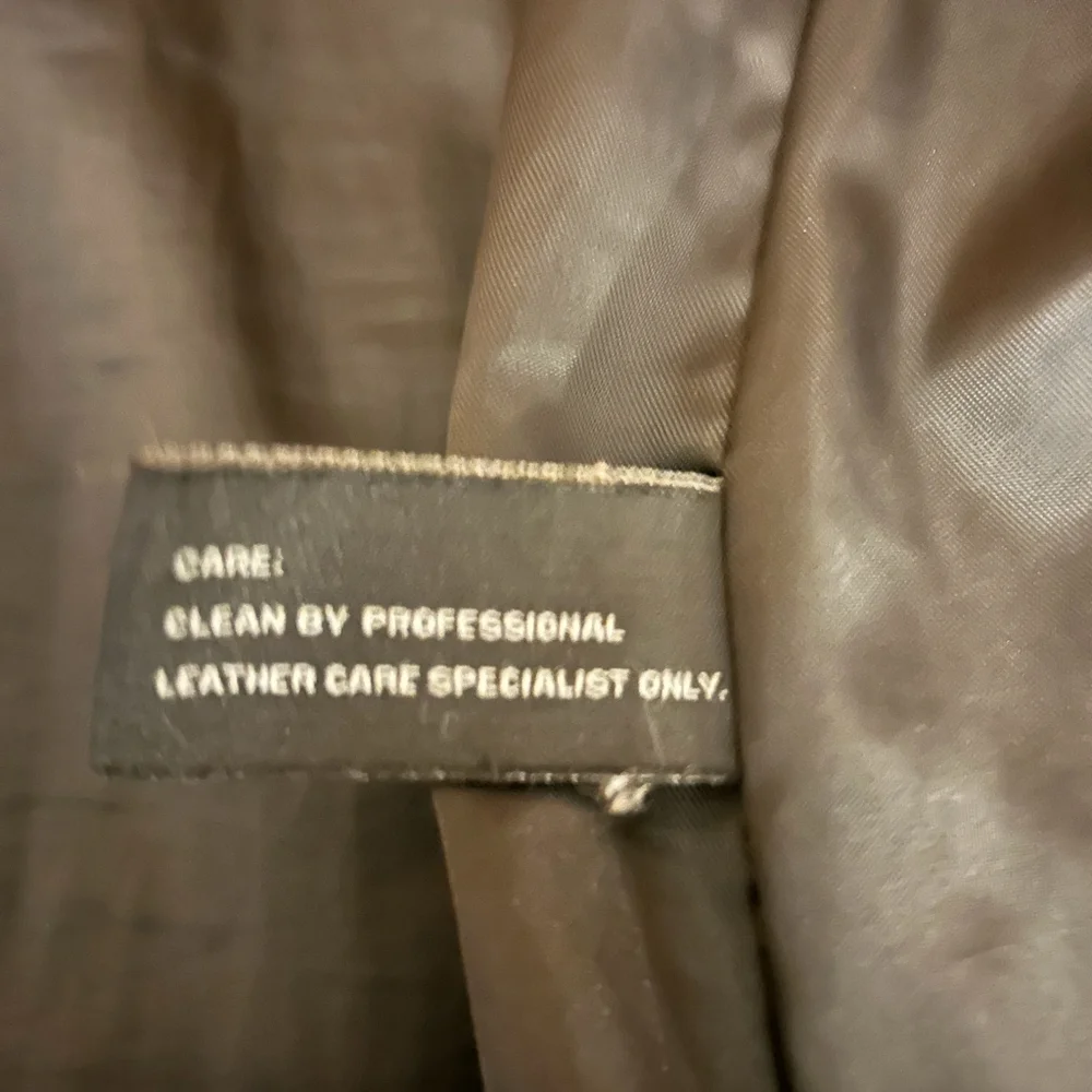 Claiborne Jacket - Picture 2 of 4